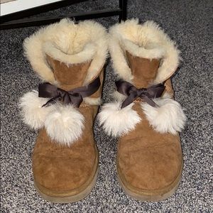 UGG chestnut boots. Short with Pom Poms